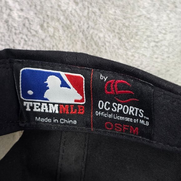 Chicago White Sox Baseball Cap By OC Sports Adjustable Hook & Loop Strap OSFM - Picture 3 of 7